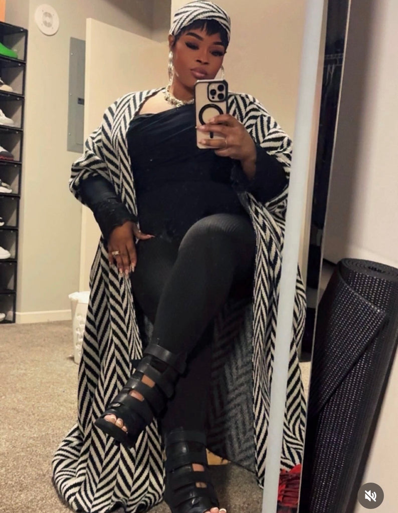 Lavish Black/White Cardigan with Headband